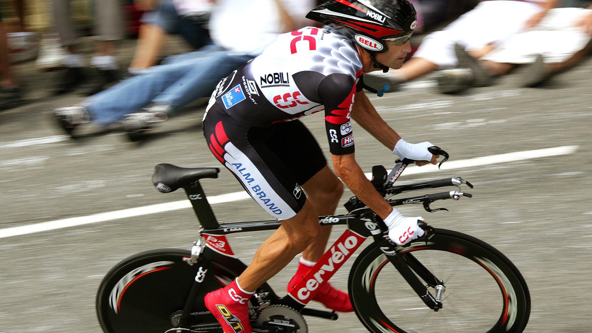 “球场趣味:明星场外趣事和奇闻趣事”