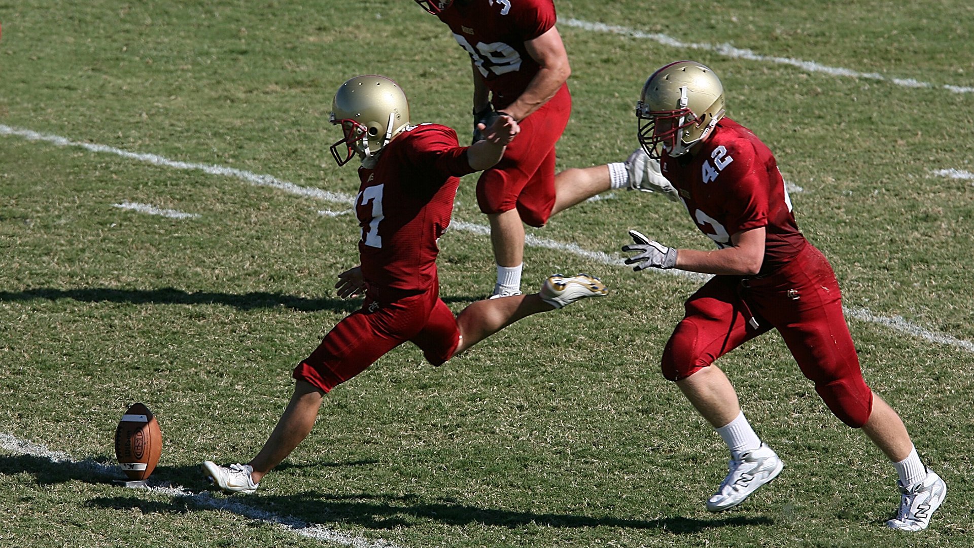 爱游戏体育客户端-【年轻崛起】未来之星学丁俊晖：训练技巧大公开，丁俊晖成长之路